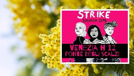 otto marzo sciopero globale a Venezia su sfondo di mimosa
